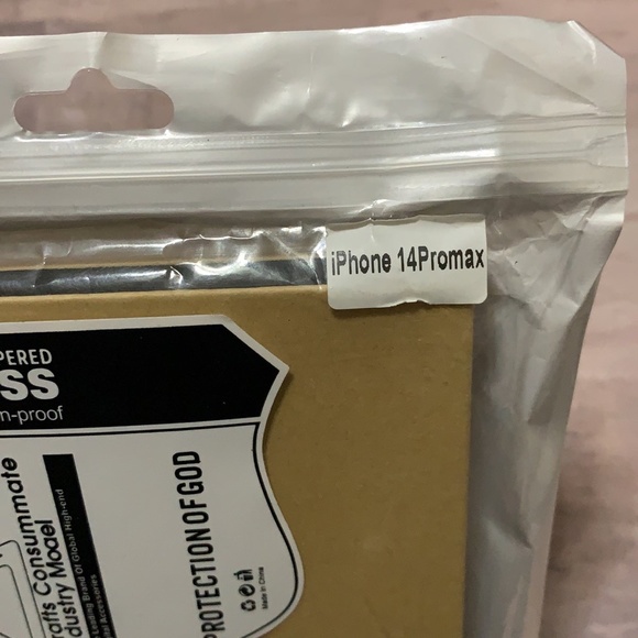 iPhone 14 Tempered Glass Screen Protector [6.7 inch]-[2 Pack] - Picture 2 of 4